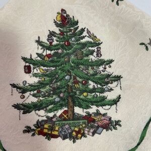 Spode Christmas Tree Santa On Top 19x18 Cloth Napkins Set of 4